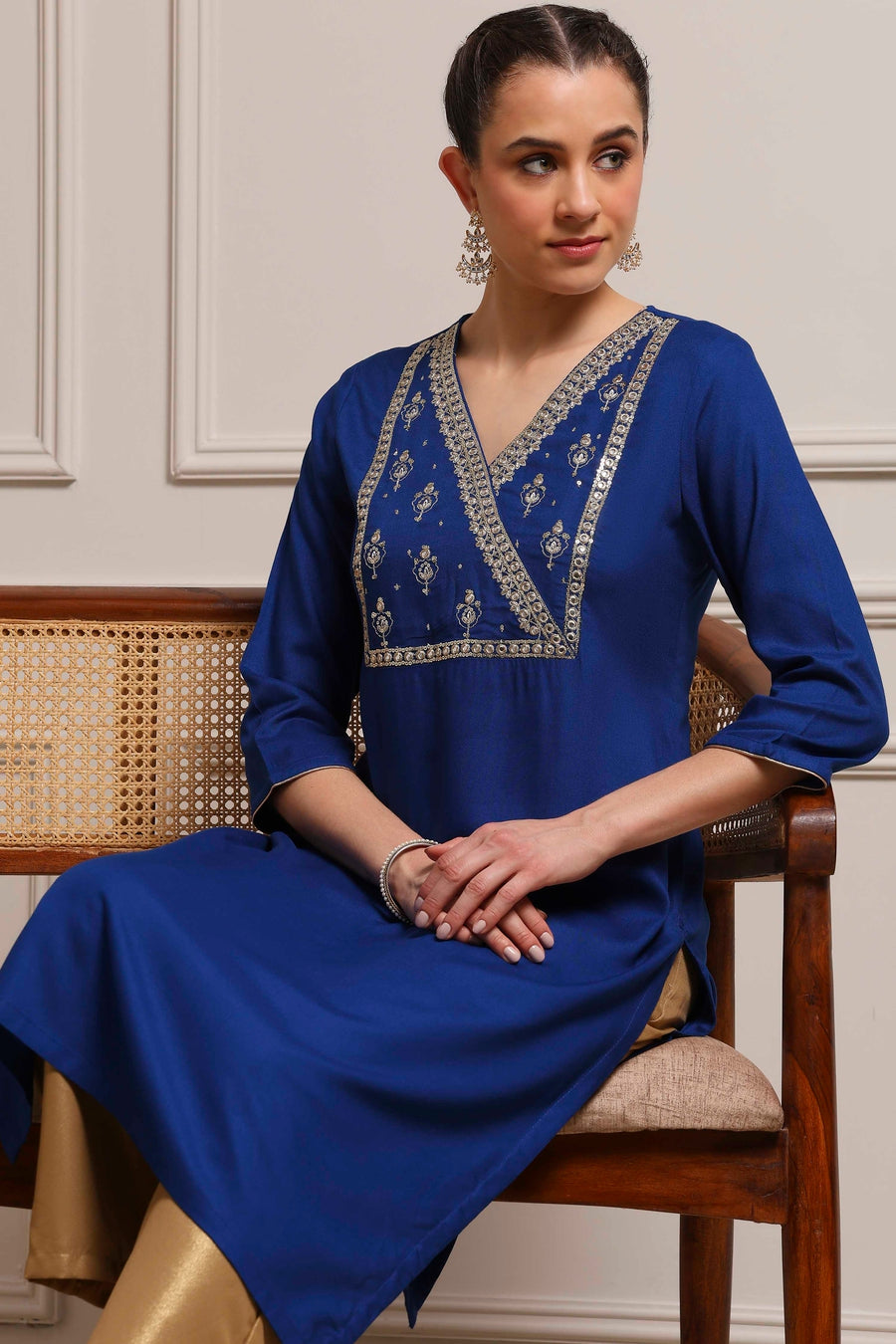 Blue Viscose Rayon Straight Dyed Kurta - image 6