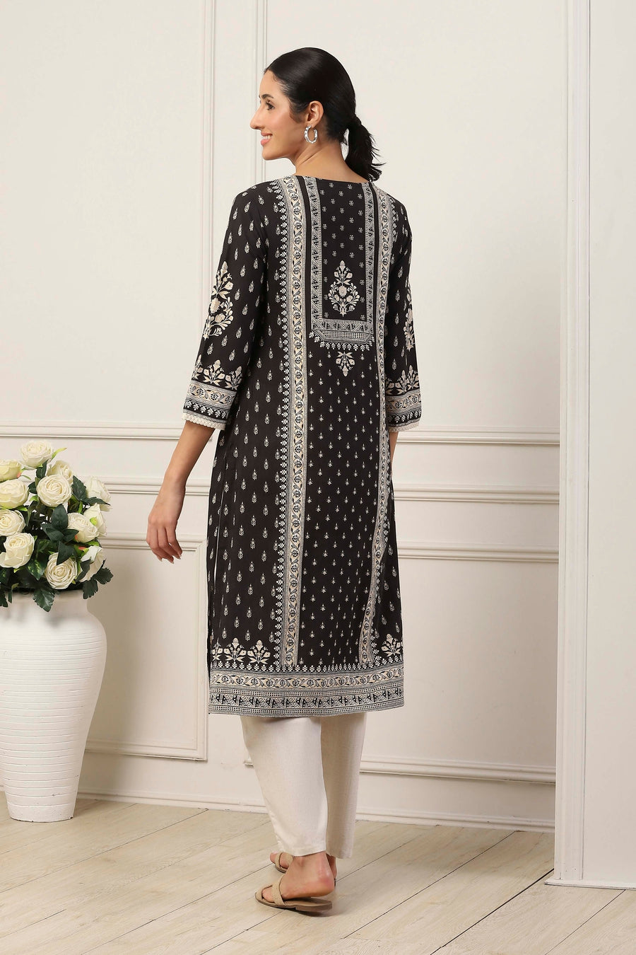 Black Viscose Rayon Ethnic Motif Printed Straight Kurta - image 4