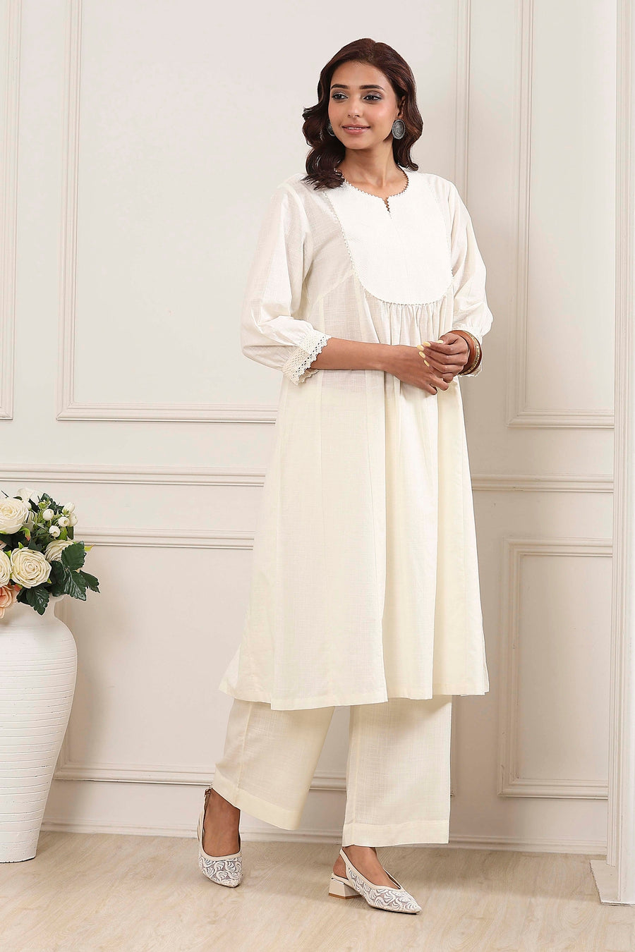 Off-White Cotton Solid A-Line Kurta - image 5