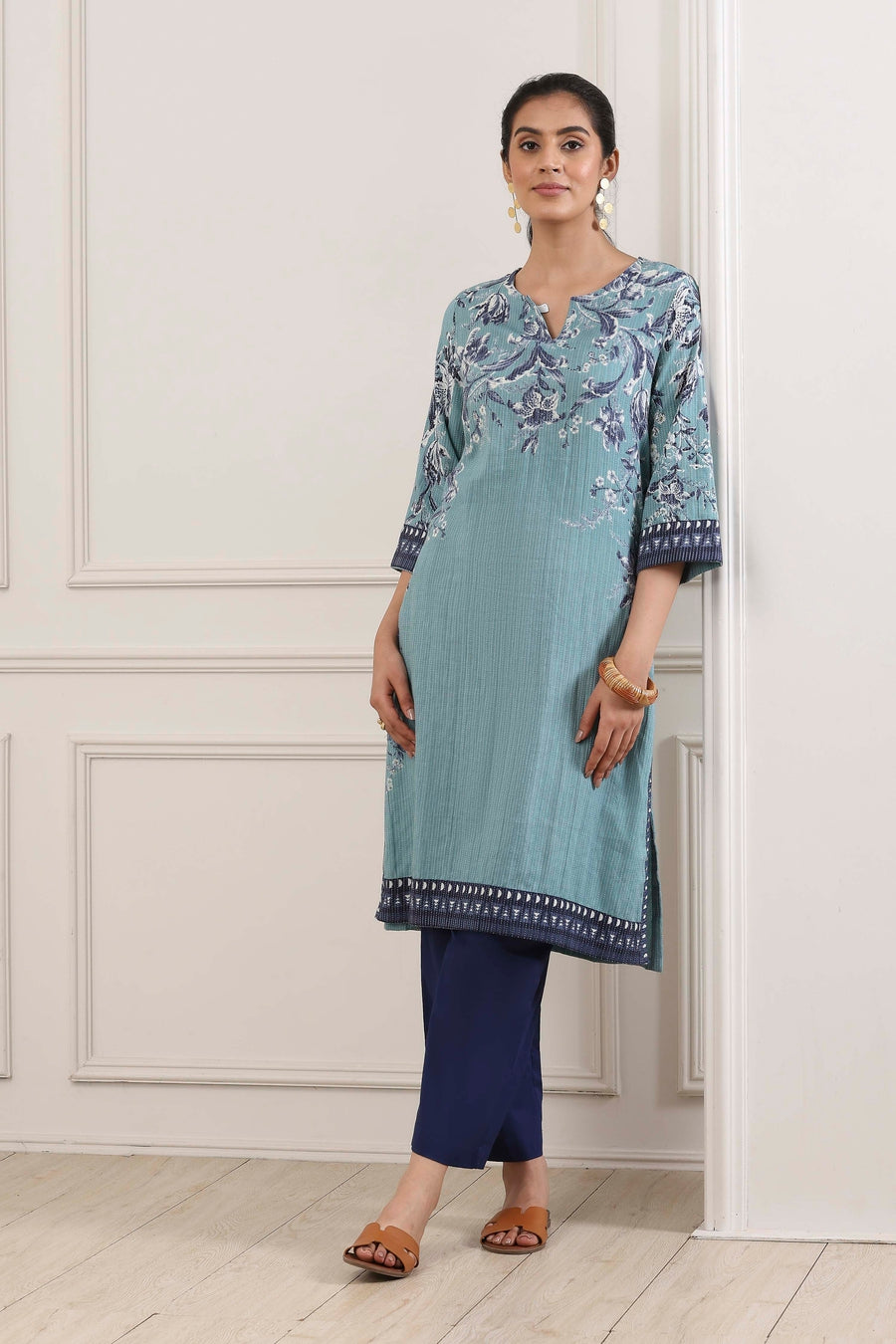 Blue Cotton Floral Printed Straight Kurta