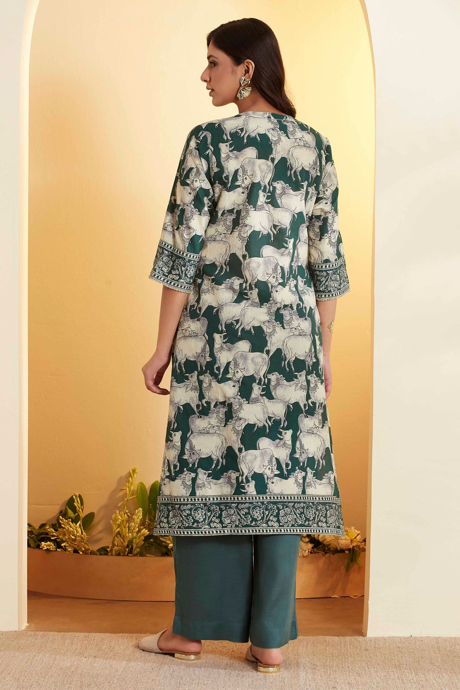 Green Cotton Animal Motif A-Line Kurta - image 5