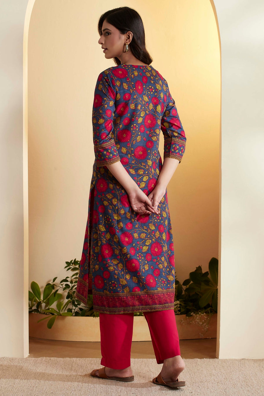 Indigo Blue Cotton Floral Printed Straight Kurta - image 5