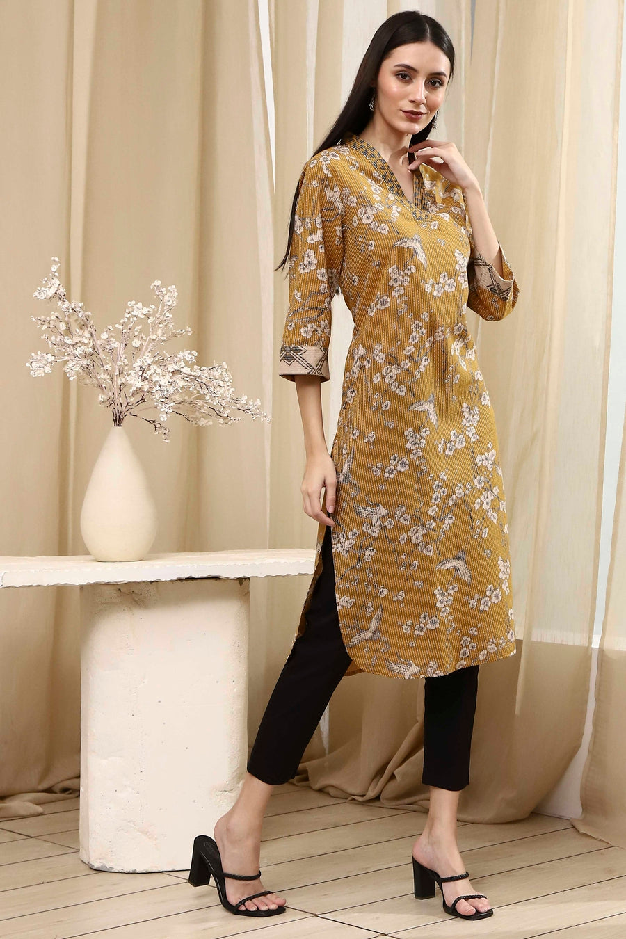 Mustard Yellow Cotton Printed Straight Kurta - image 5