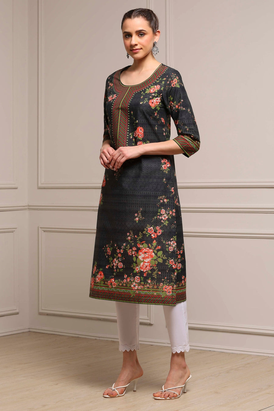 Black Cotton Floral Printed Straight Kurta - image 3