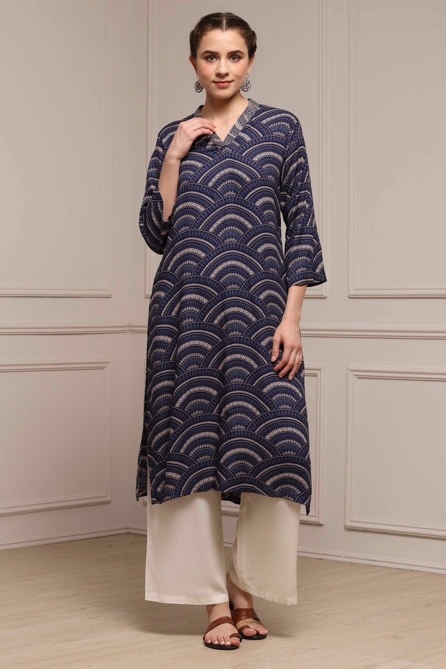 Indigo Blue Viscose Rayon Printed Straight Kurta