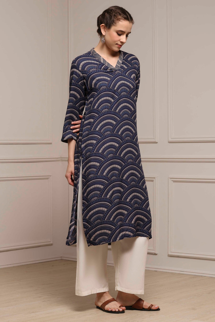 Indigo Blue Viscose Rayon Printed Straight Kurta - image 5