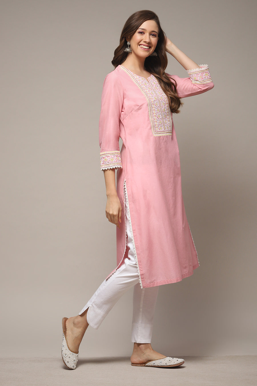 Pink Cotton Straight Embroidered Kurta - image 5