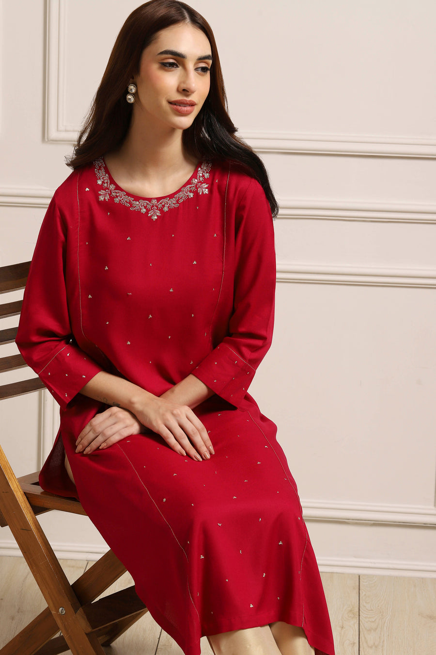 Red Viscose Rayon Sequin Embroidered Straight Kurta - image 7