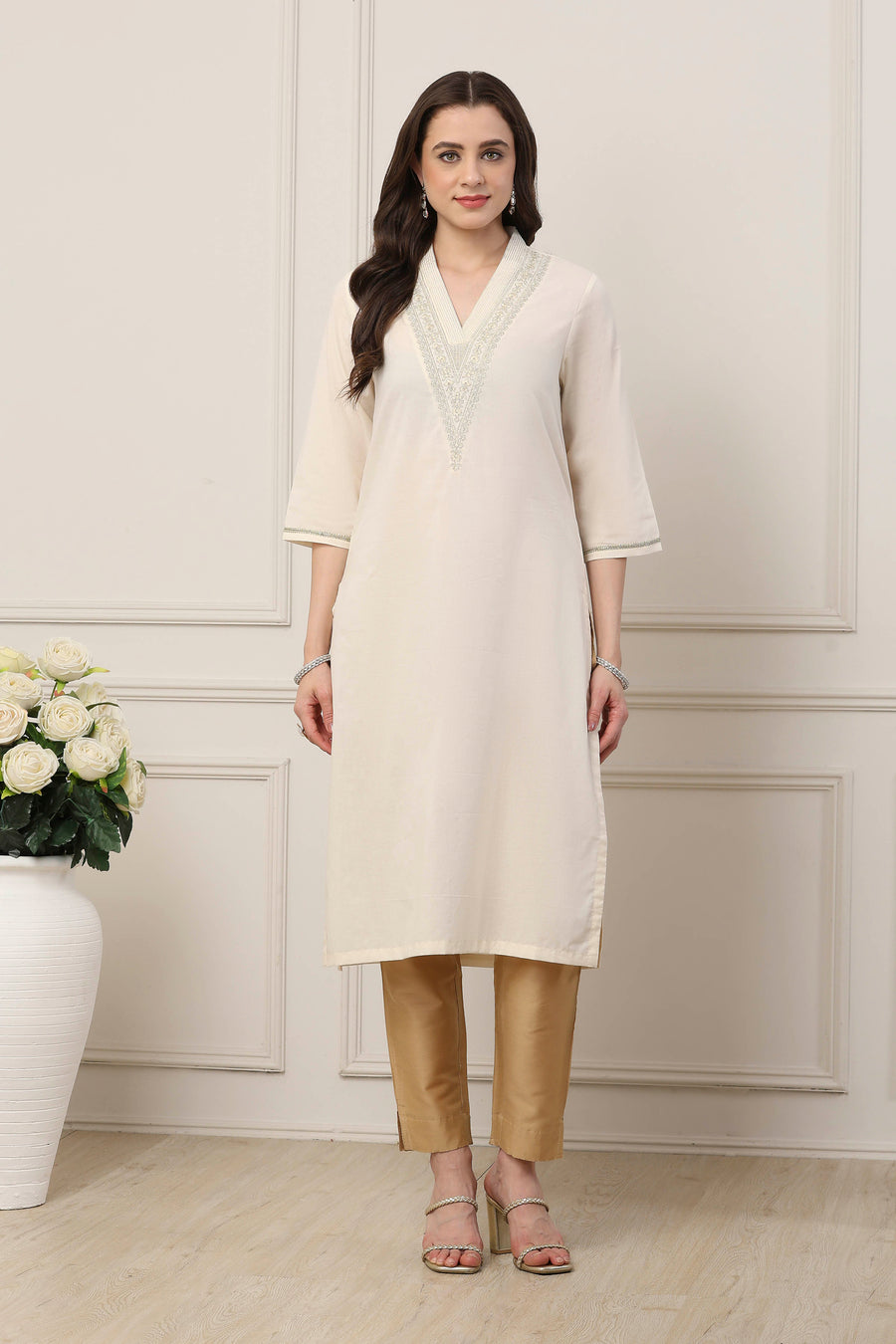 White Cotton Floral Thread Work Straight Kurta - image 6