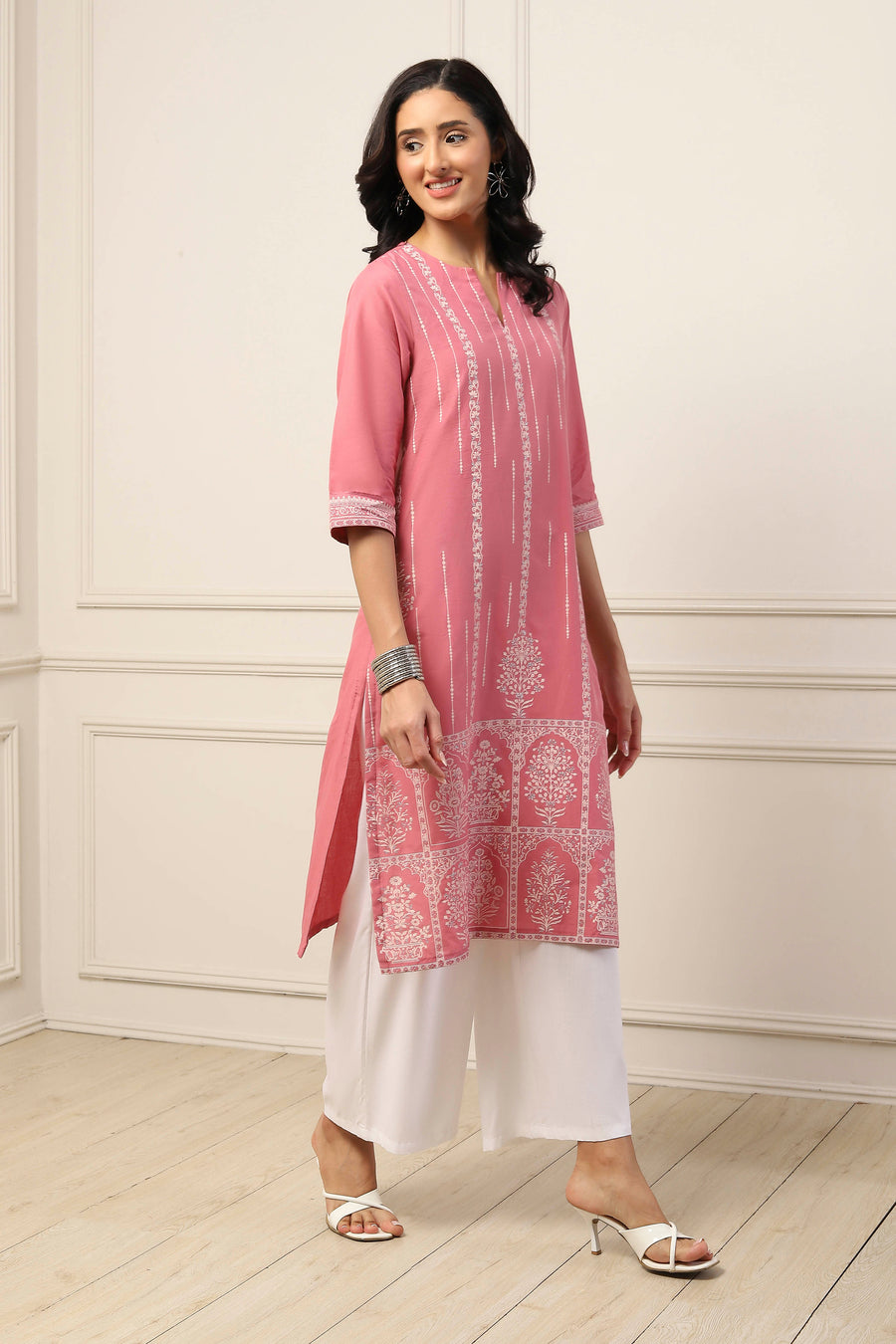 Pink Cotton Ethnic Motif Printed Straight Kurta - image 5