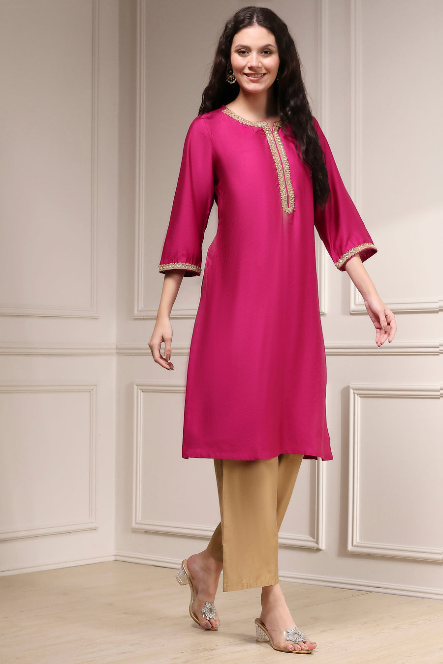 Wine Magenta Solid Straight Kurta - image 5