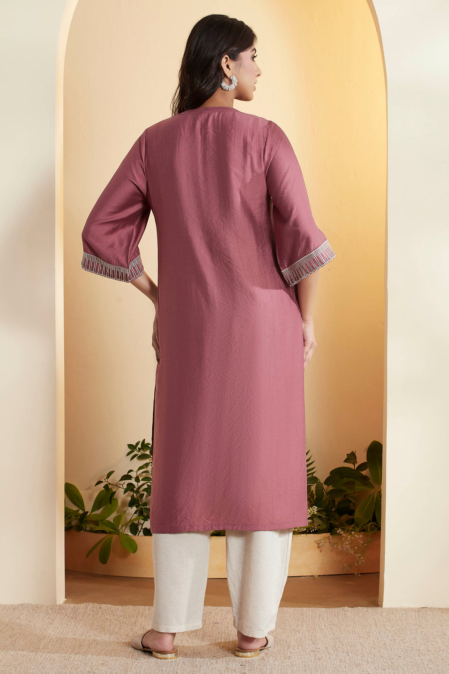 Onion Pink Viscose Silk Embroidered Straight Kurta - image 5